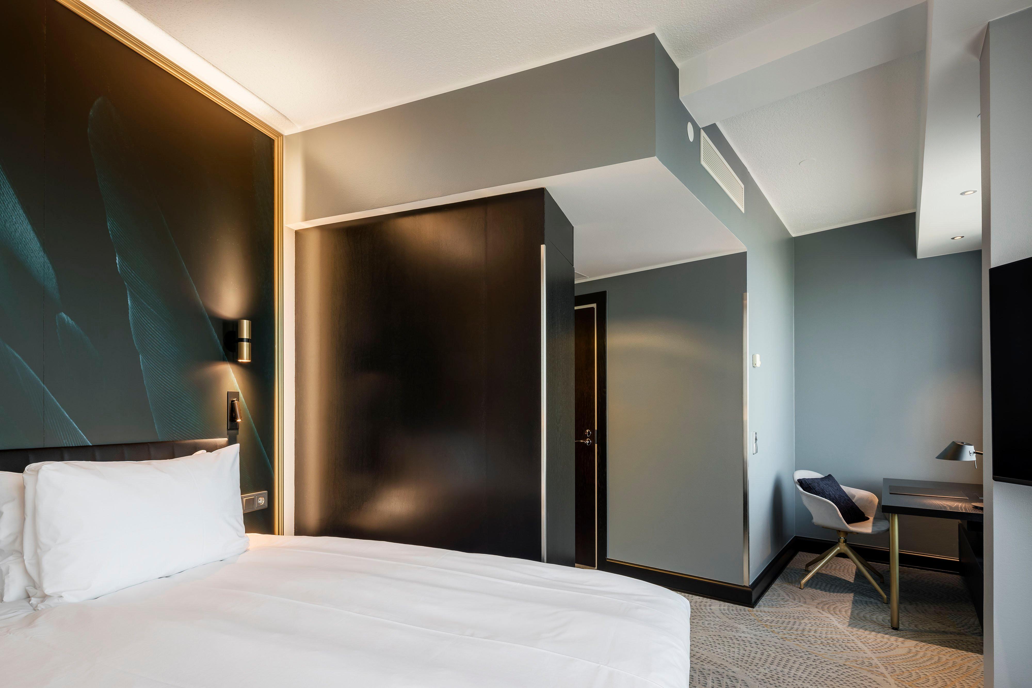 Hotel Crowne Plaza - Hesperia By Ihg