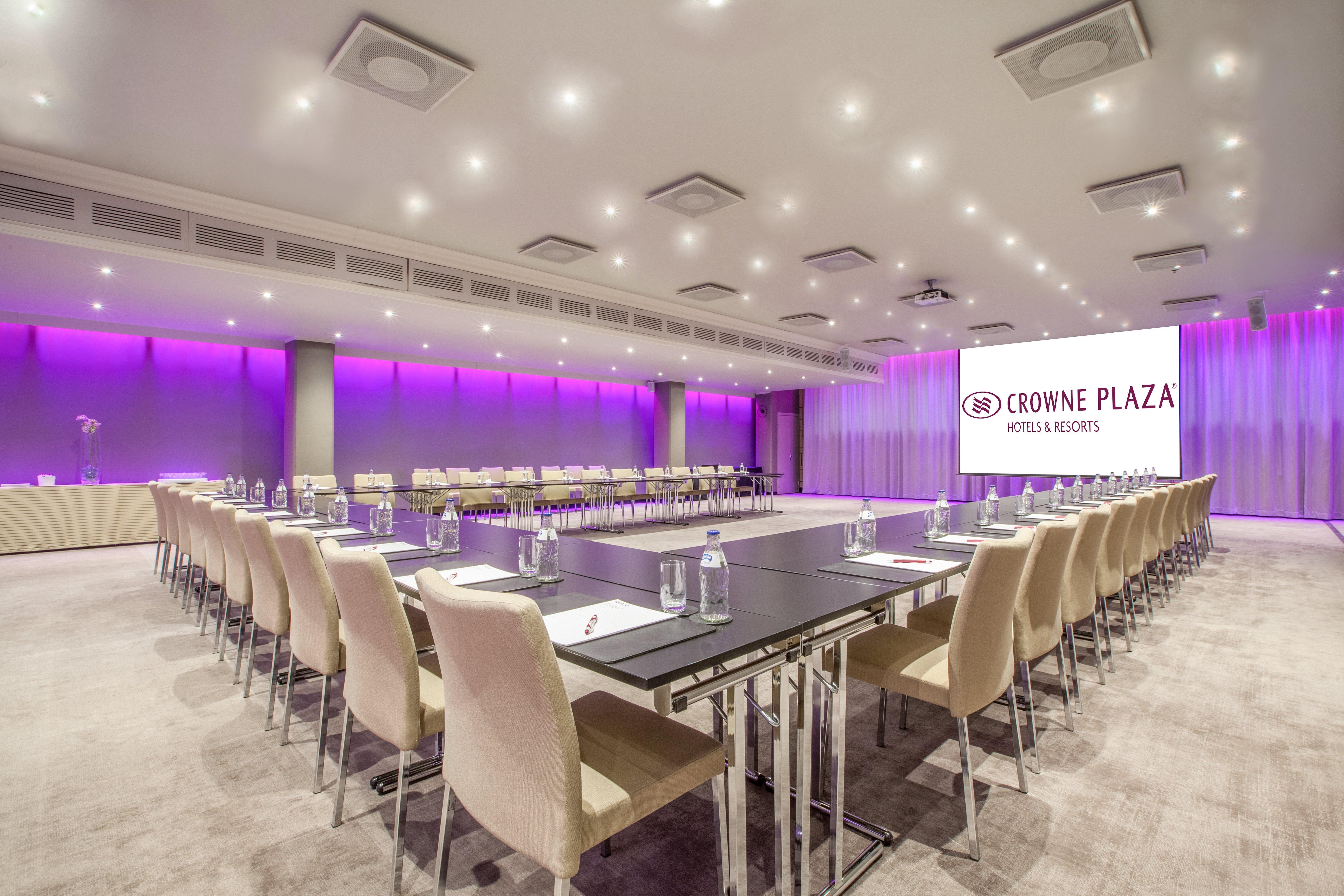 Crowne Plaza - Hesperia By Ihg Hotel