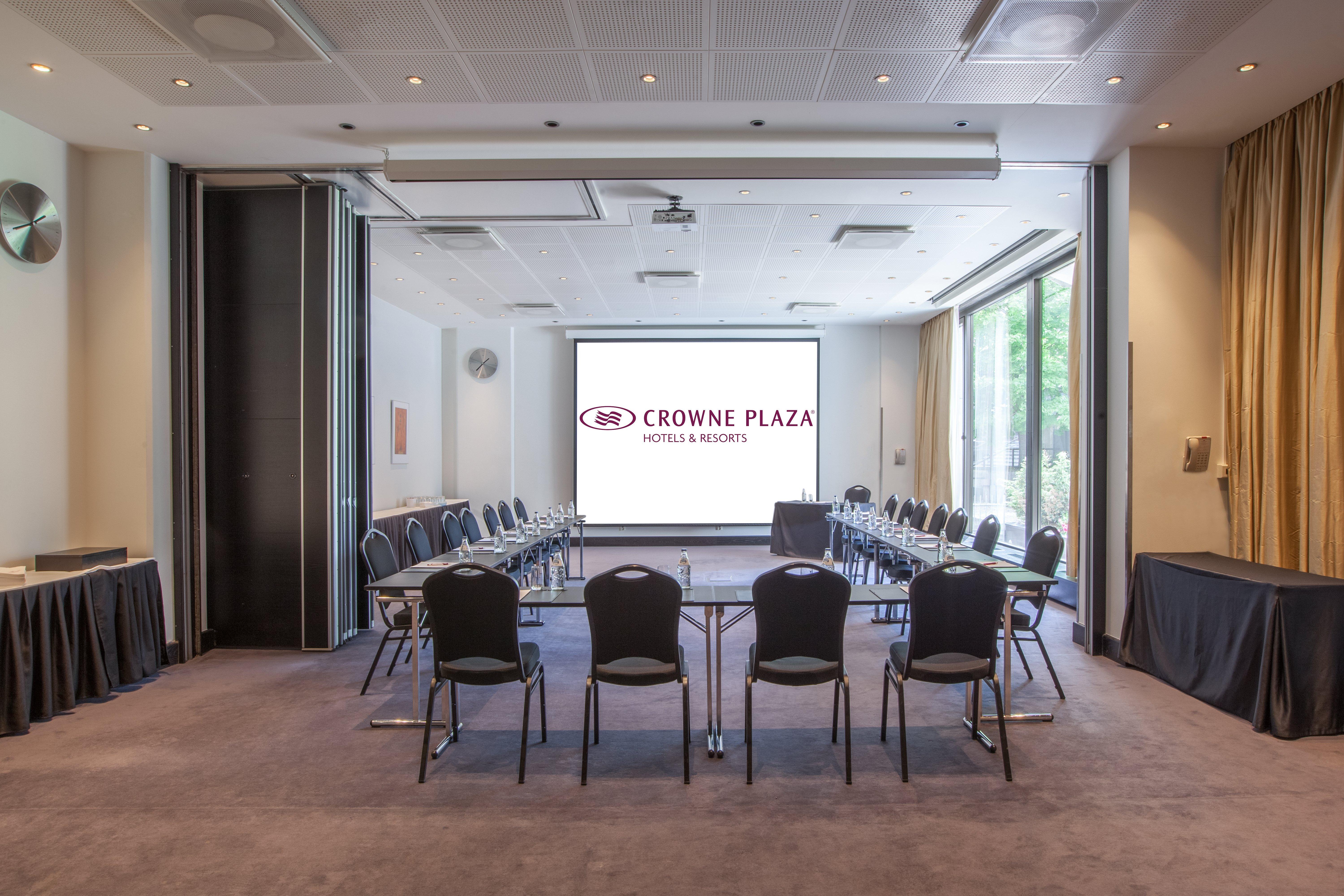 Hotel Crowne Plaza - Hesperia By Ihg 4*