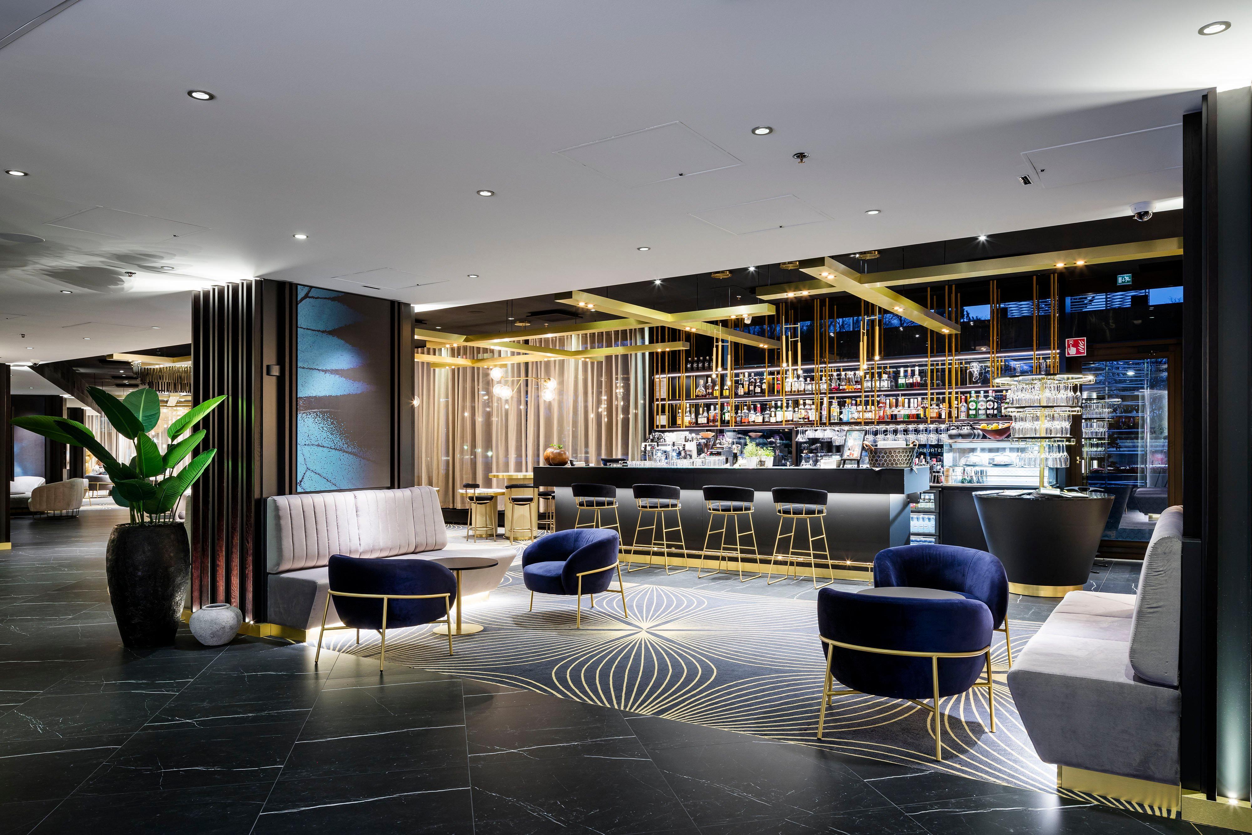 Crowne Plaza - Hesperia By Ihg Hotel 4*