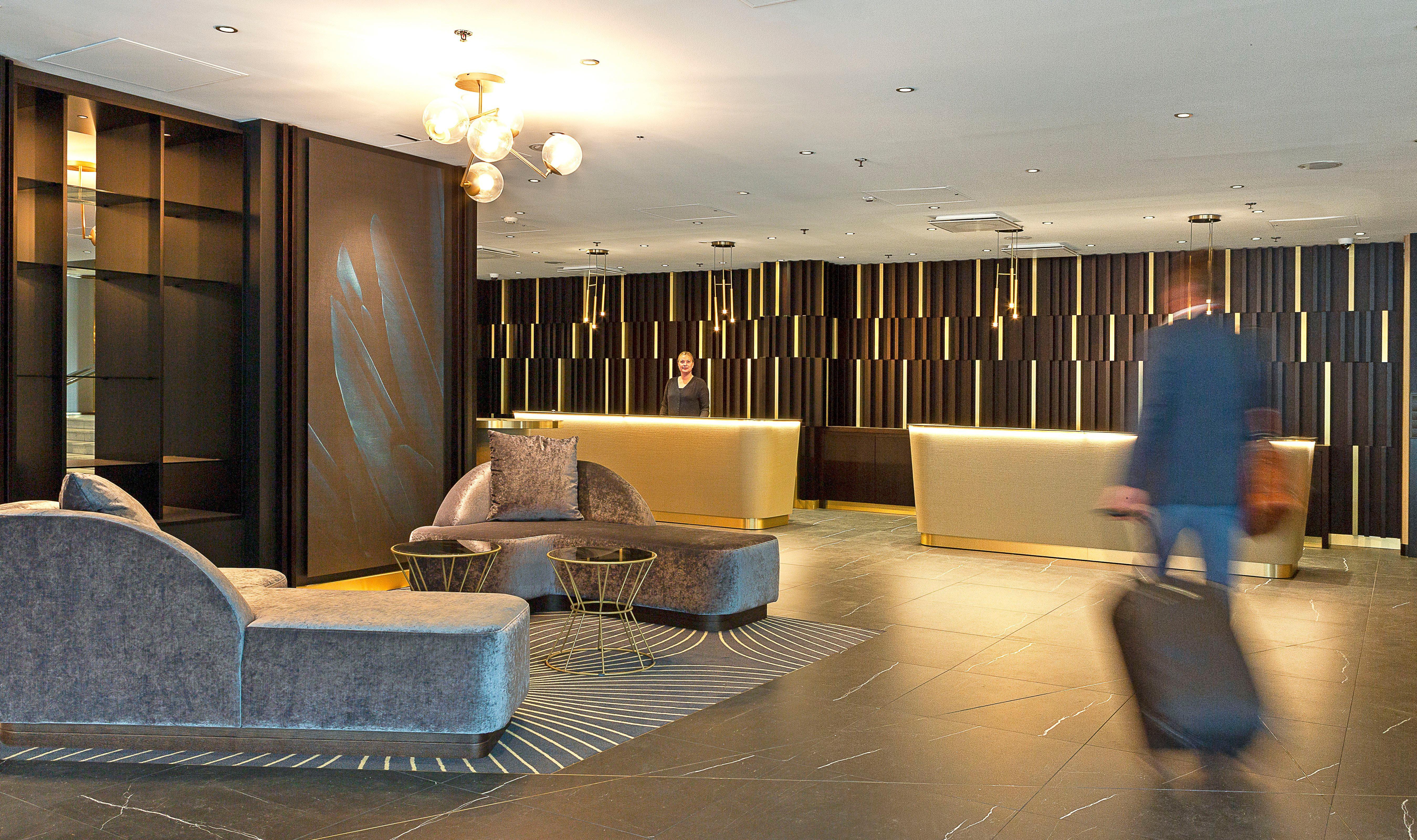 Crowne Plaza - Hesperia By Ihg Hotel 4*